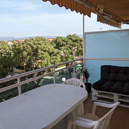 Apartamento Piscina Vilafortuny Lägenhet Cambrils Exteriör bild